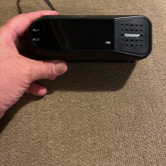 Alarm clock - Picture 2 of 3